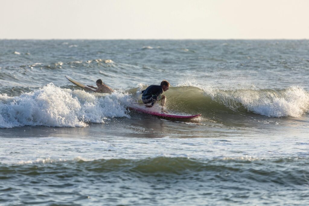timing surfing ola sea