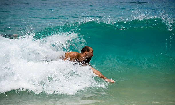bodysurf