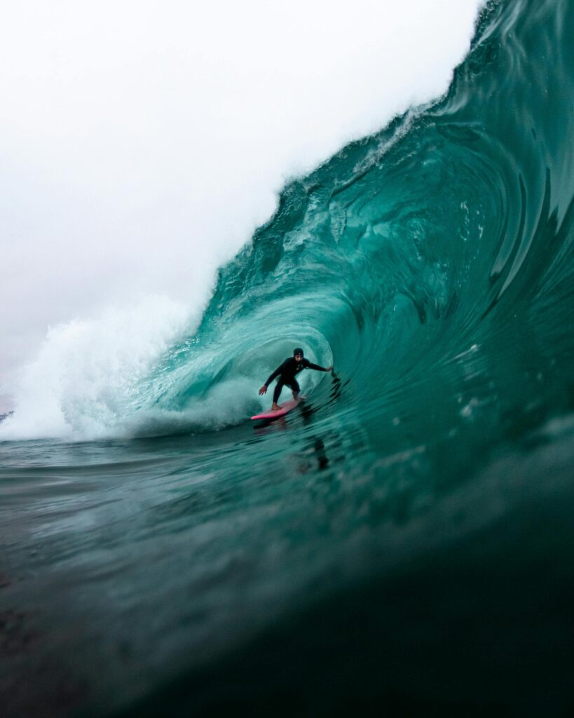 tow-in surf